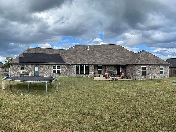 3rd image of 347 S Driftwood Dr