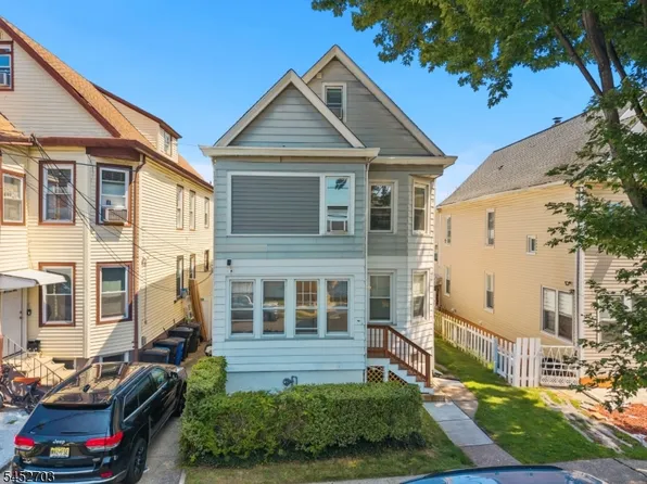 4 Gillies St, Clifton City, NJ 07013