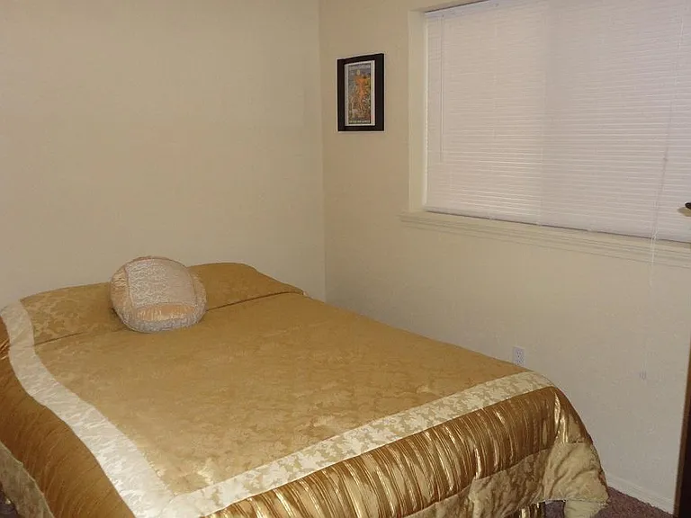 102 Empire Loop — Photo 8