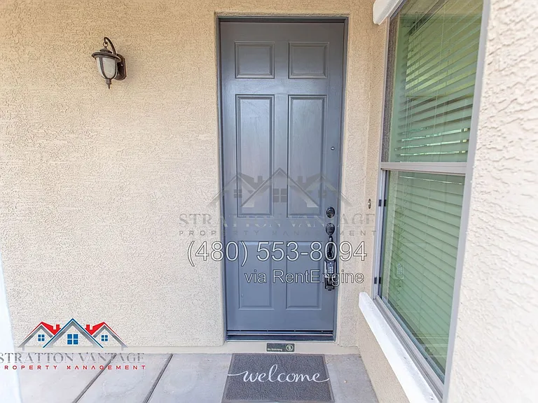 4467 E Remington Dr — Photo 7