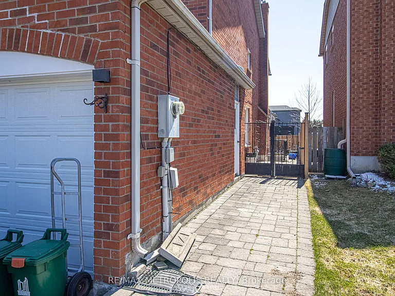 507 Charnwood Ct #BASEMENT — Photo 30