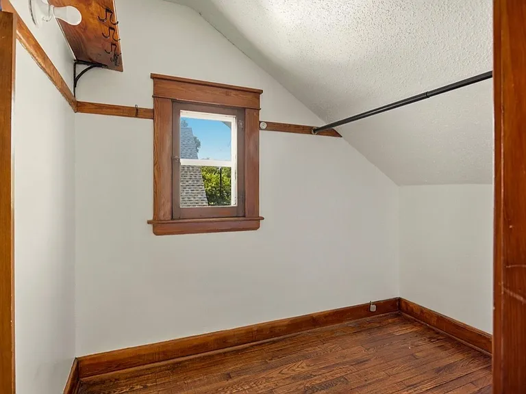 815 W Genesee Ave — Photo 8