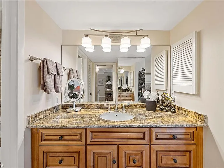 3443 Gulf Shore Blvd N #808 — Photo 19