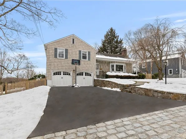 43 Rock Ridge Drive, Rye Brook, NY 10573