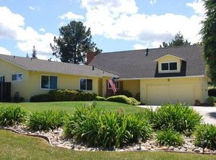 21890 Meadowview Ln, Cupertino, CA 95014