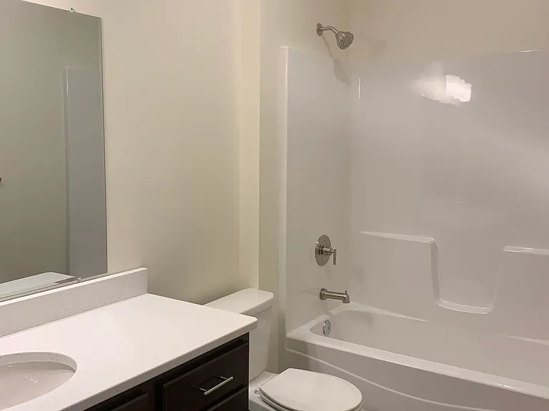 3715 Hohensee Dr — Photo 11