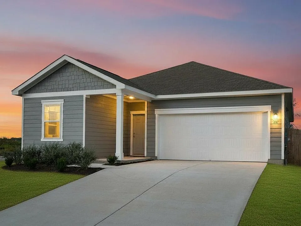 1305 Morris Loop