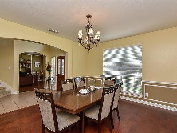 4th image of 21615 Country Club Green Dr
