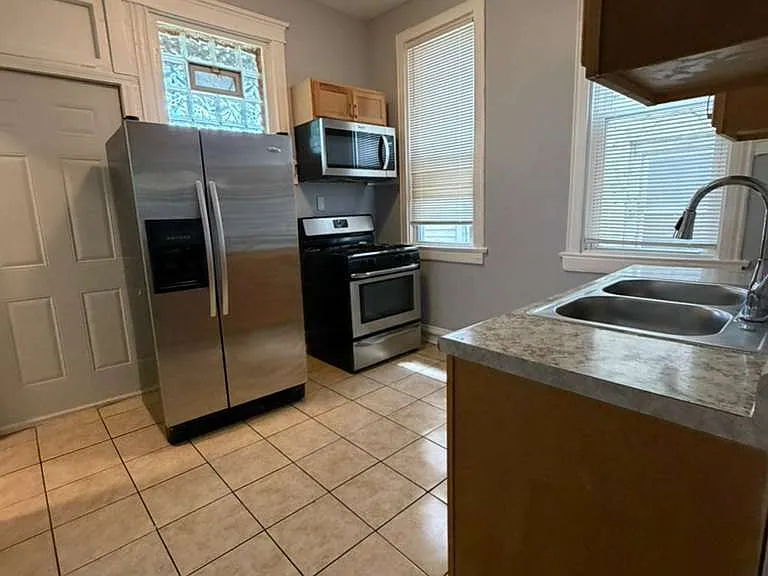 6719 S Sangamon St #1 — Photo 12