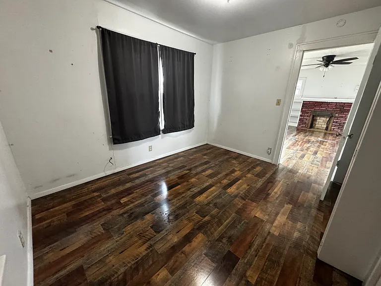 3609 S Polk St — Photo 4