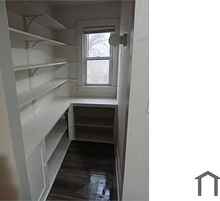 3834 N Port Washington Rd #LOWER — Photo 9