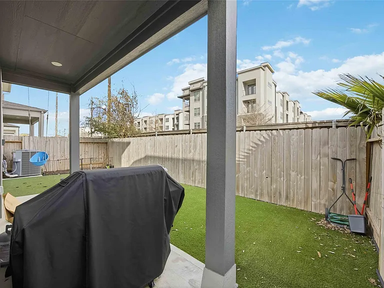 8104 Morning Melody Dr — Photo 29