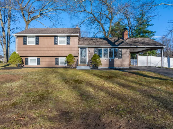 6 Glenwood Drive, Plainville, CT 06062