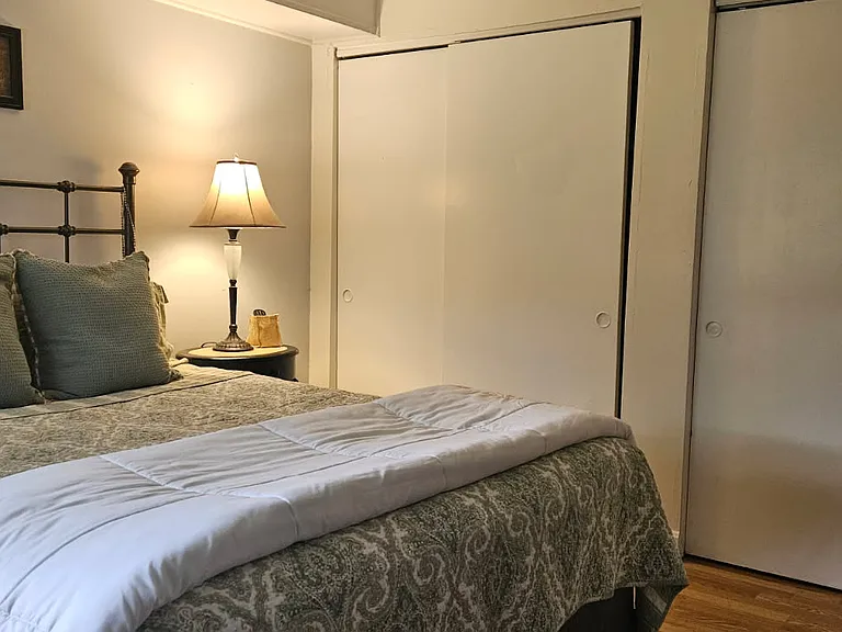5 Greenbriar Dr #105 — Photo 2