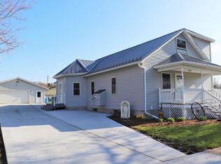 407 E Beech St, Edgar, WI 54426