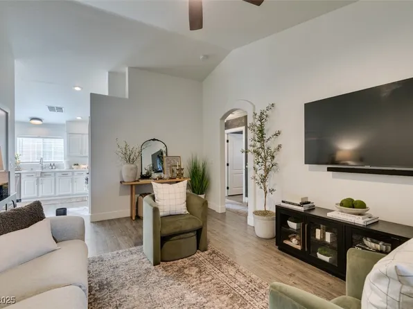 8634 Lakota St, Las Vegas, NV 89123