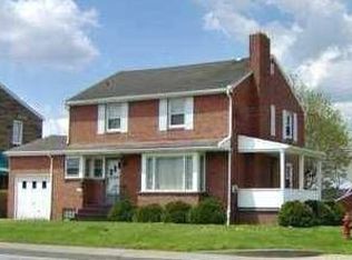 2446 Mill St, Aliquippa, PA