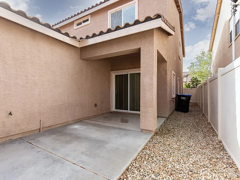 3140 Baranek Ave — Photo 36