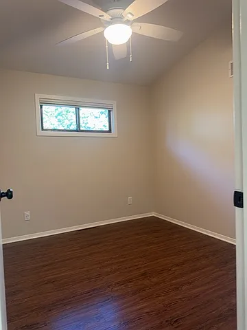 3829 Eastway Dr — Photo 9
