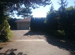 1885 NW Blue Ridge Dr, Seattle, WA 98177