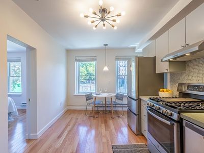 138 Prince St APT 3, Boston, MA, 02113