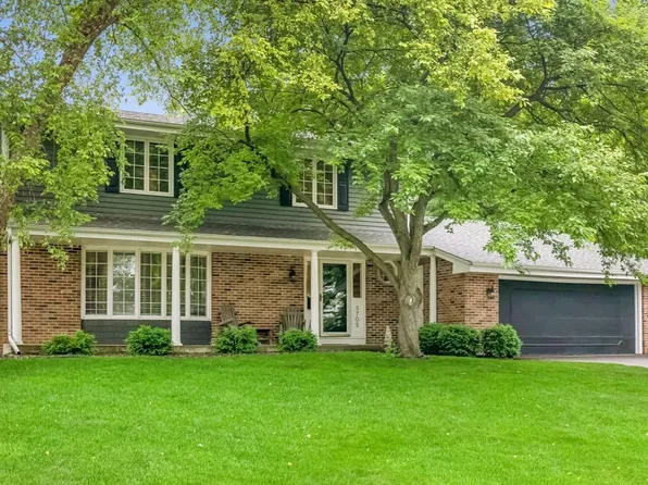 5705 Grace Ter, Edina, MN 55439