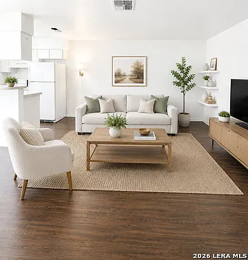 3 bed, 2.0 bath, 1981 sqft, $1,200 — Photo 3