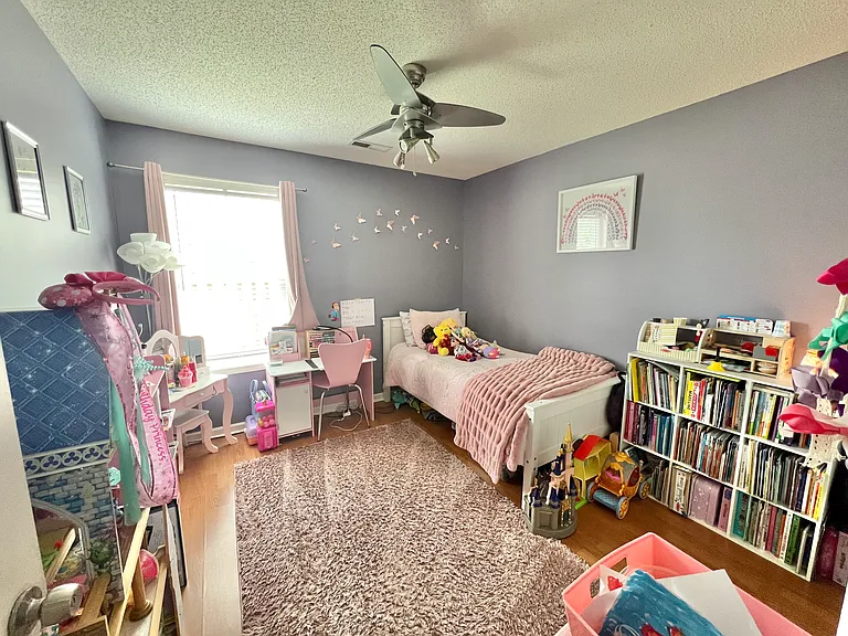 522 Foxfield Ct — Photo 9