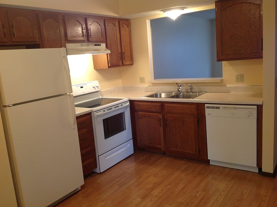Spacious Kitchen