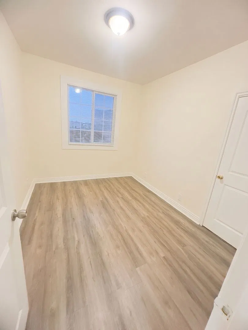 2 bed, 1.0 bath, 525 sqft, $2,150 — Photo 3