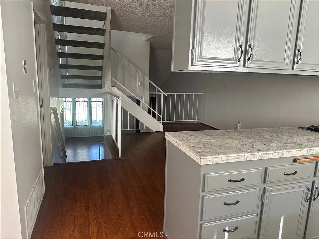 3431 Artesia Blvd — Photo 2