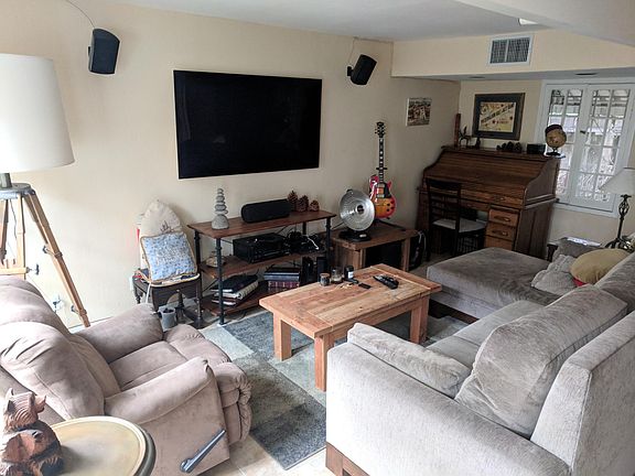 5th image of 7620 Hampton Ave