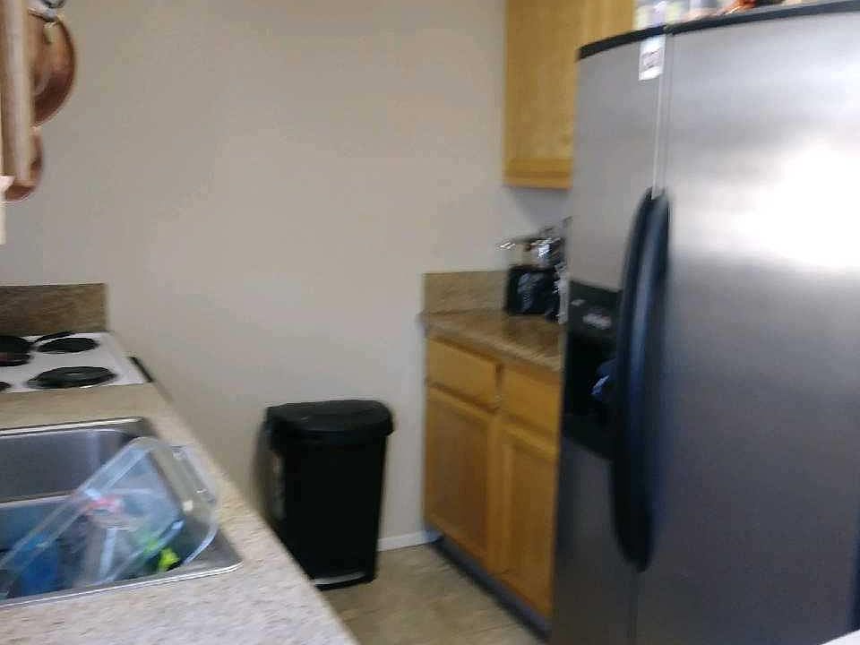 1st image of 684 W G St APT 102