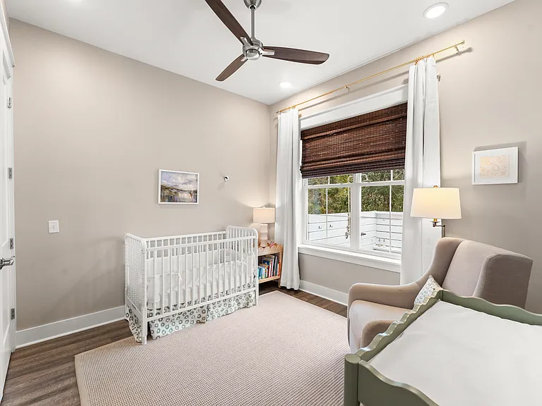 156 Summer Breeze Ln — Photo 29