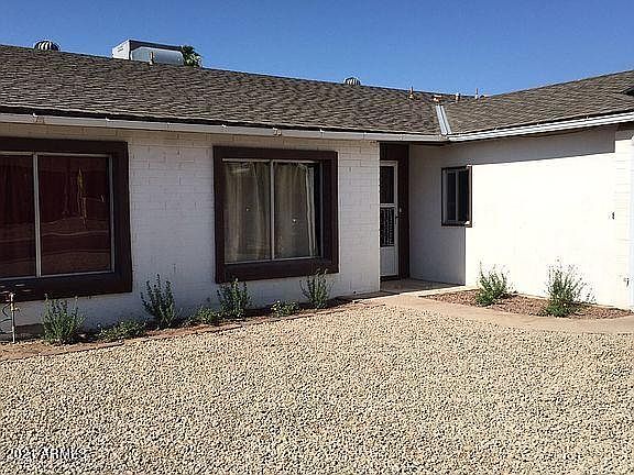 3rd image of 2423 E Sweetwater Ave