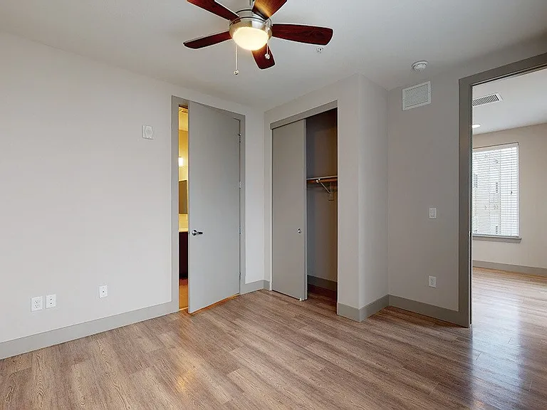 1516-1552 Xavier St — Photo 1