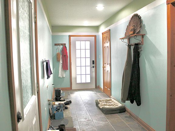 4th image of 714 Cassidy Pike