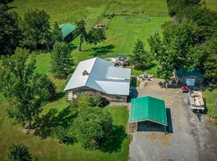 876 Shake Rag Rd, Clinton, AR 72031