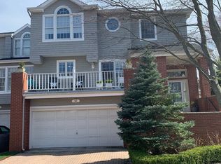 62 Rivergate Way, Long Branch, NJ 07740