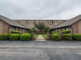 3 N Crest St #3-1-2, O'Fallon, IL 62269