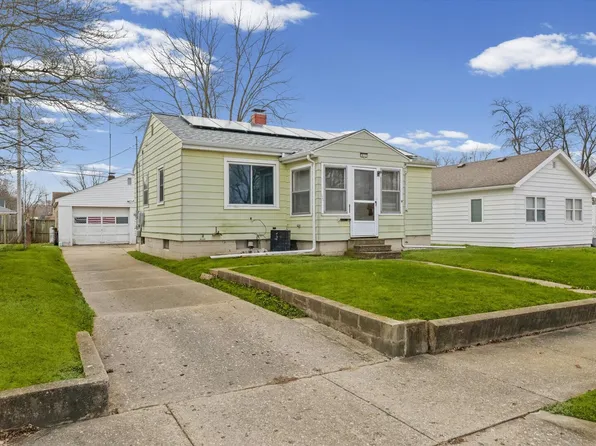 811 W Harvard St, Champaign, IL 61820