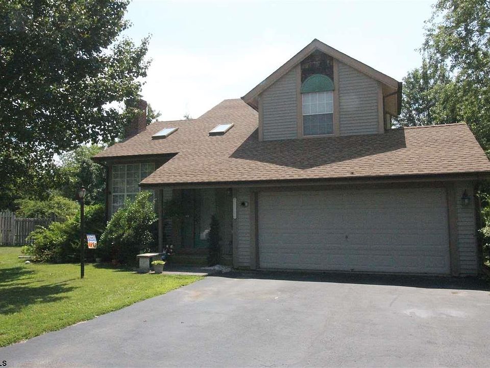 1st image of 565 Stonewall Dr