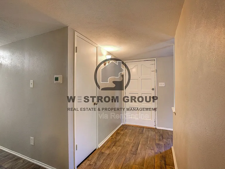 7801 Summerglen Rd — Photo 6