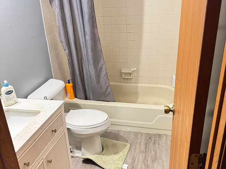21W581 North Ave #41 — Photo 8