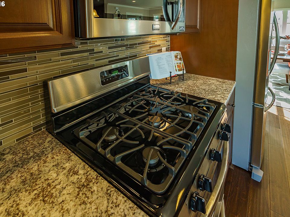 2nd image of 12329 SW Athens Ln #34