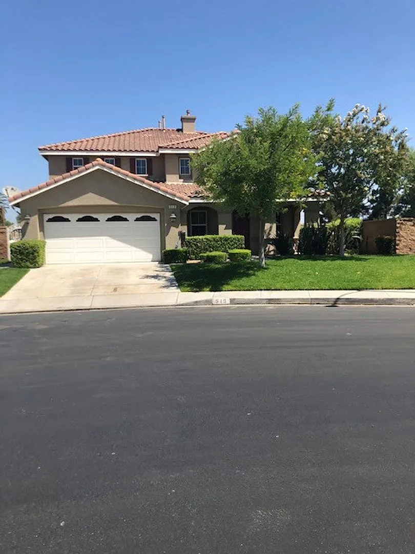 519 Cedarbrook Lane, Corona, CA 92879 — Photo 2