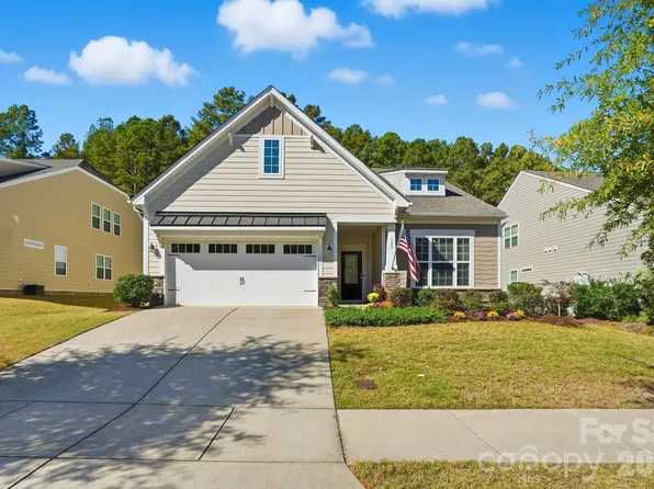 128 Van Gogh Trl, Mount Holly, NC 28120