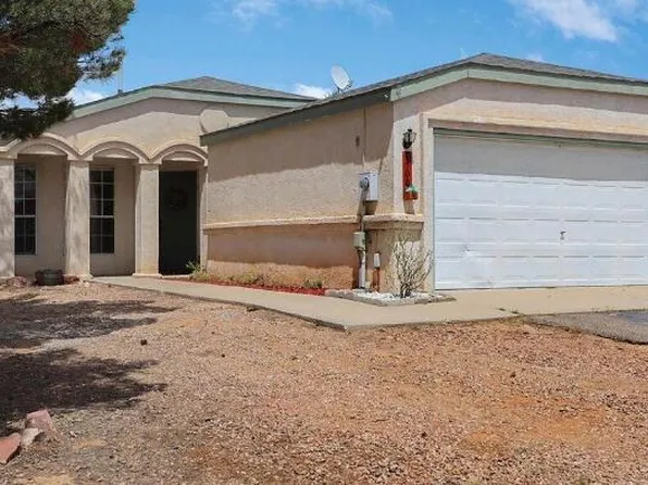 2500 Stallion Loop SE, Rio Rancho, NM 87124