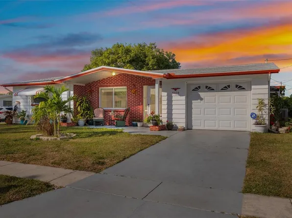 5029 Mitzi Ln, Holiday, FL 34690