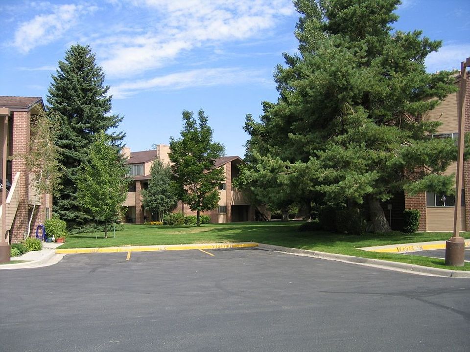 2nd image of 1221 E Brickyard Rd APT 606